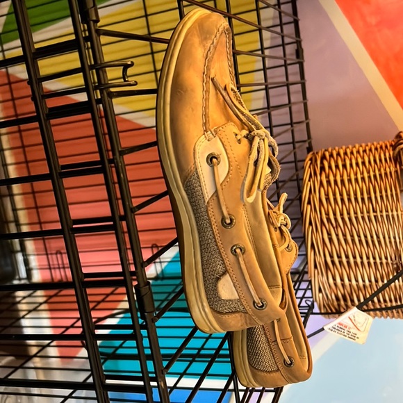 Womens Sperrys size 7 - Picture 1 of 3